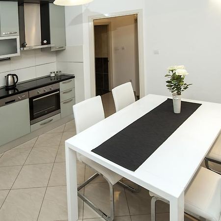 Znjan Beach Apartments Split Exterior foto