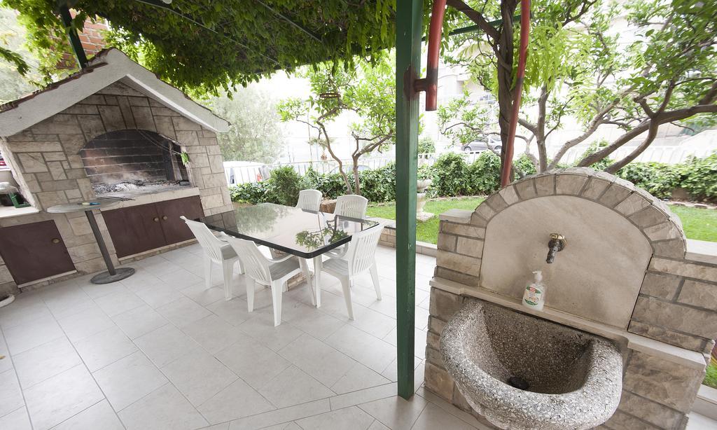 Znjan Beach Apartments Split Exterior foto
